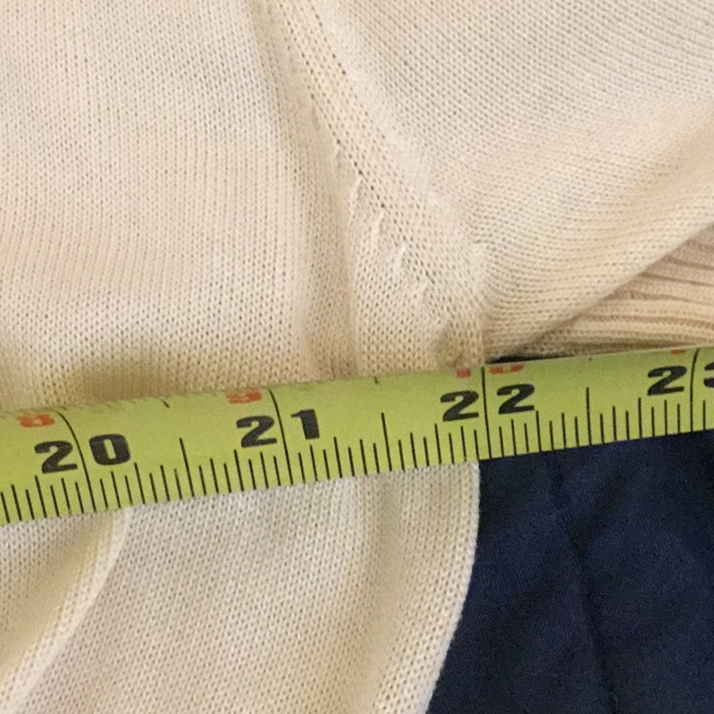 NWT Bandolino Light Yellow Wrap Top with Pink Label - Picture 8 of 16